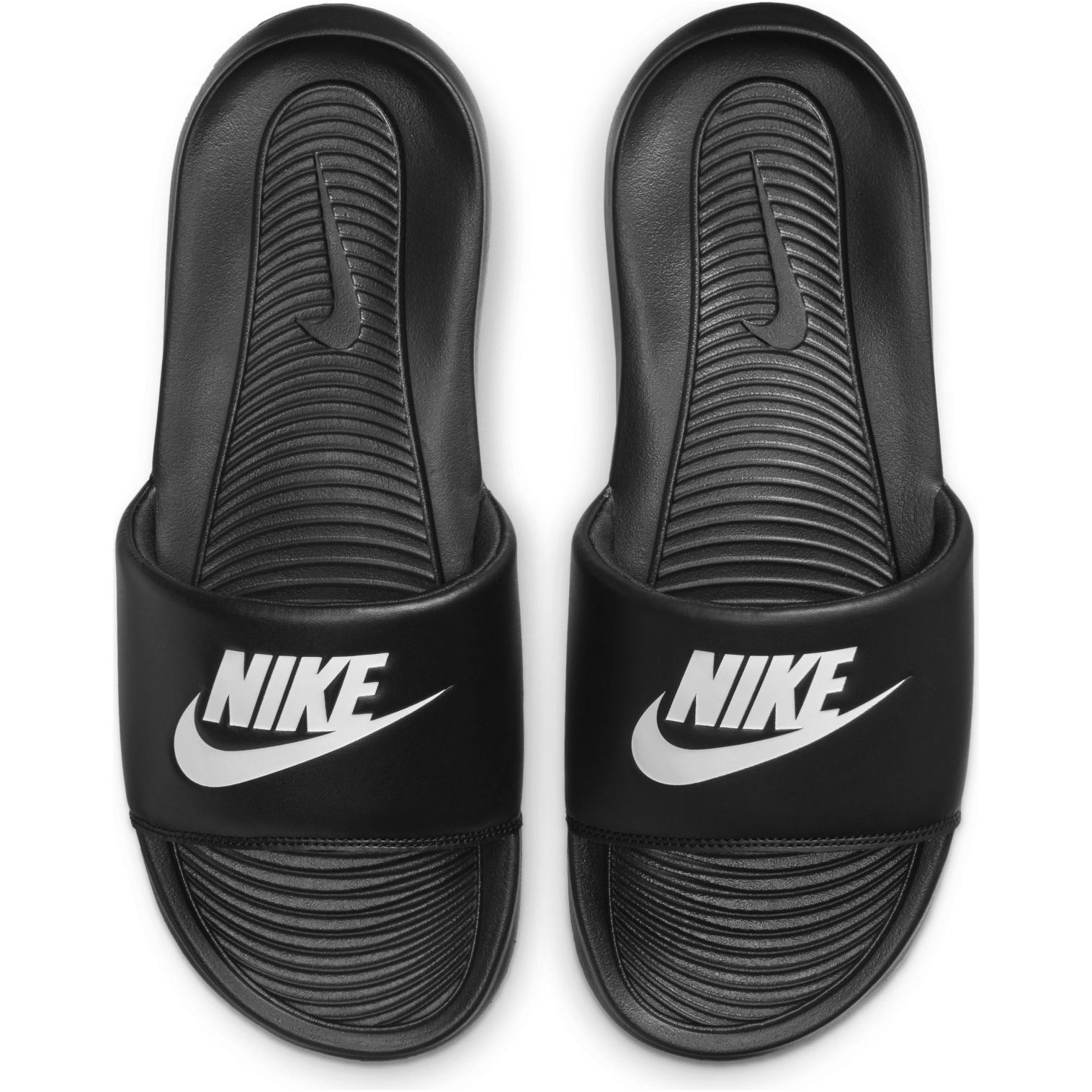 Papuqe Nike thumbnail 3