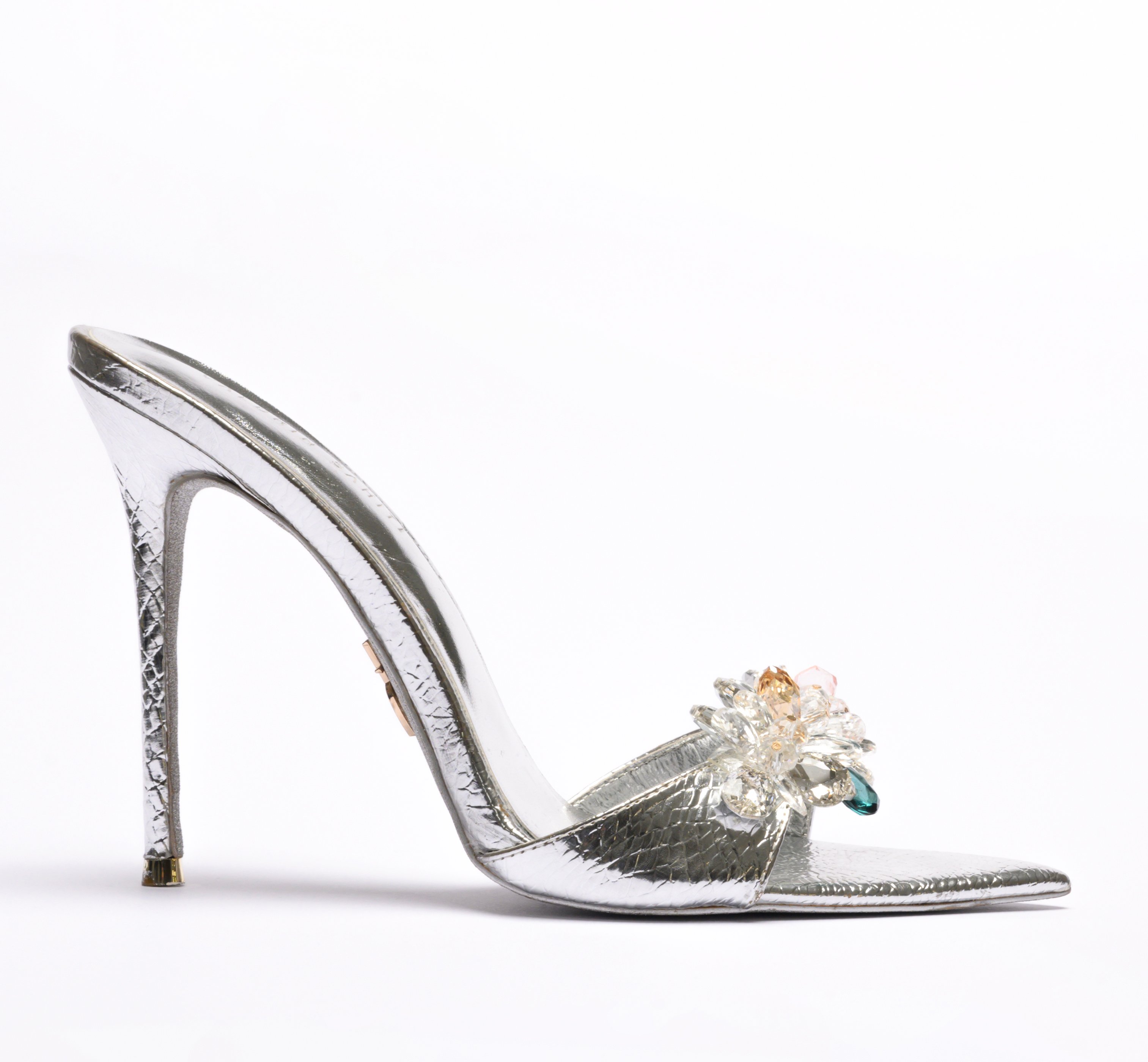 120 Kita Black & Silver Sandals