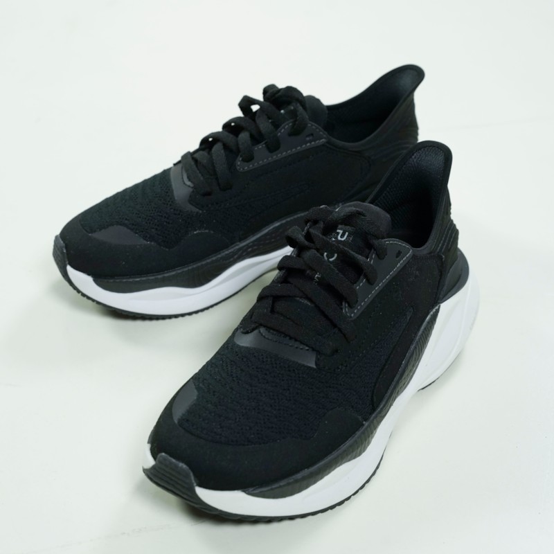 Clarks Pace W 6
