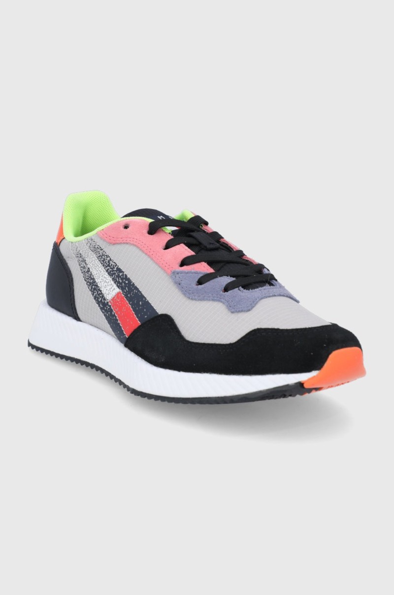 Wmn Track Cleat Mix Runner thumbnail 2