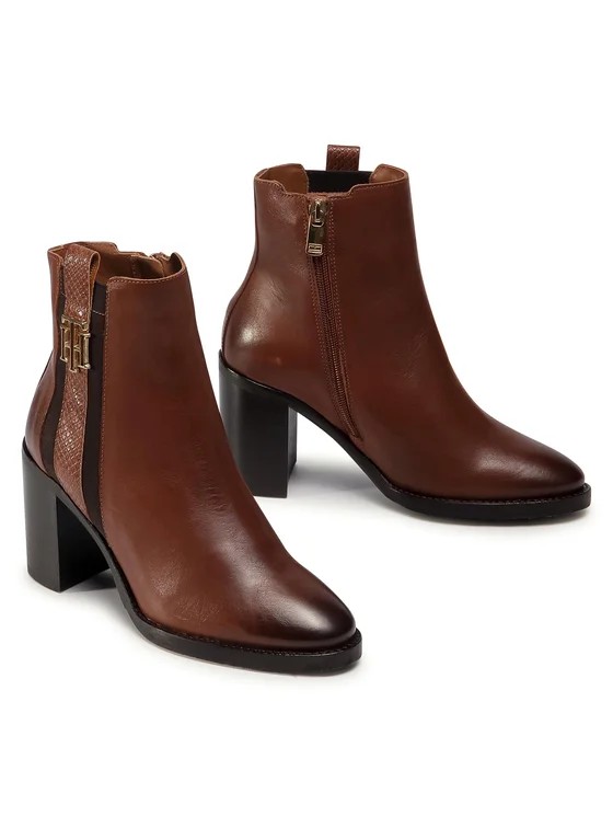 Th Interlock High Heel Boot thumbnail 4