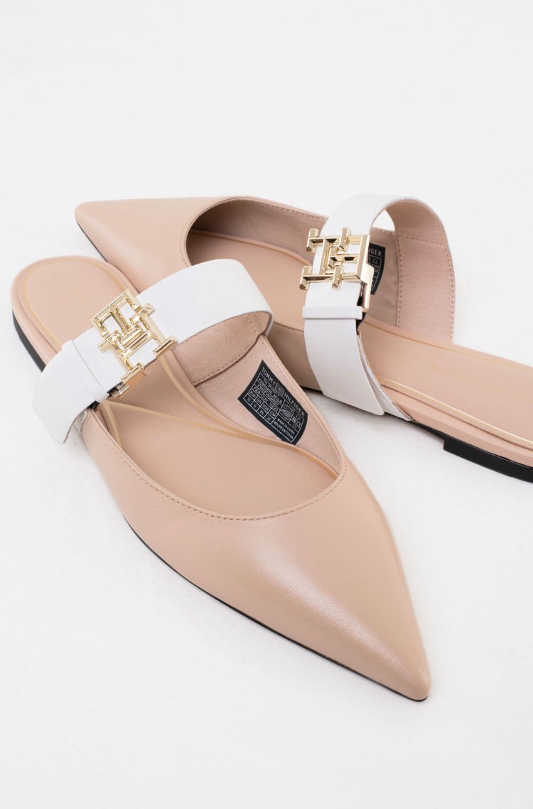 Th Pointy Feminine Mule thumbnail 2