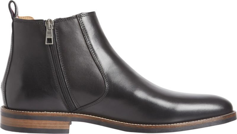 Essential Leather Chelsea thumbnail 4