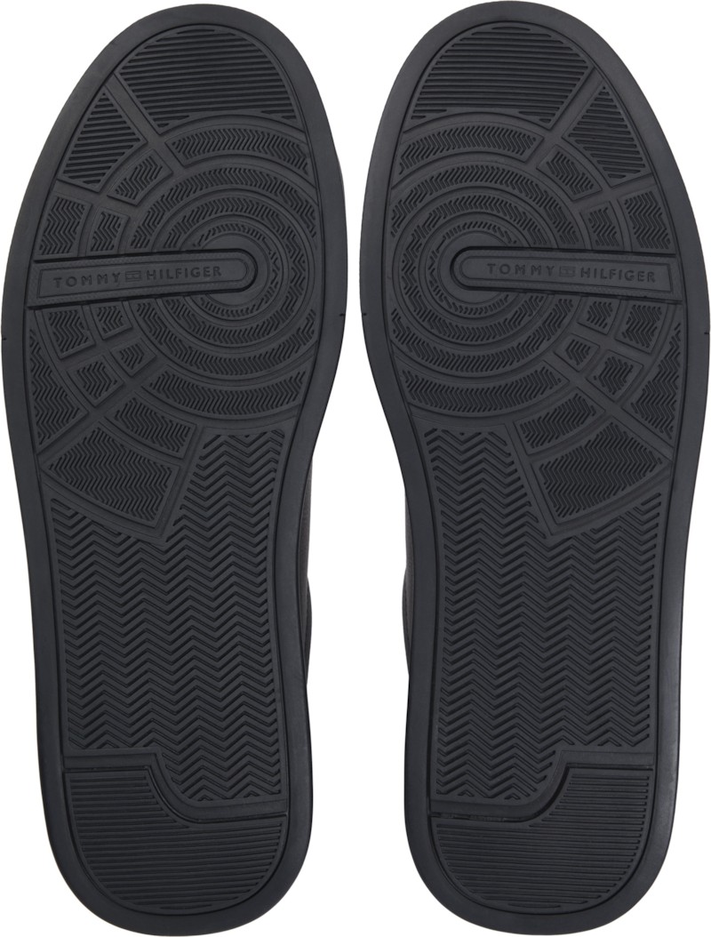 Th Court Lth Detail Ess thumbnail 5