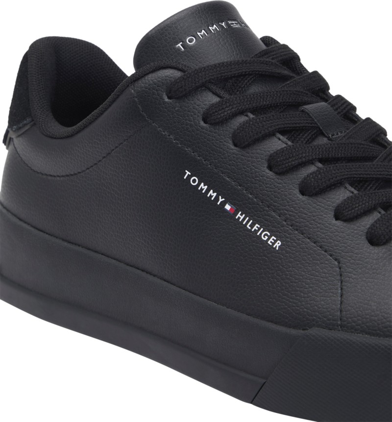 Th Court Lth Detail Ess thumbnail 6