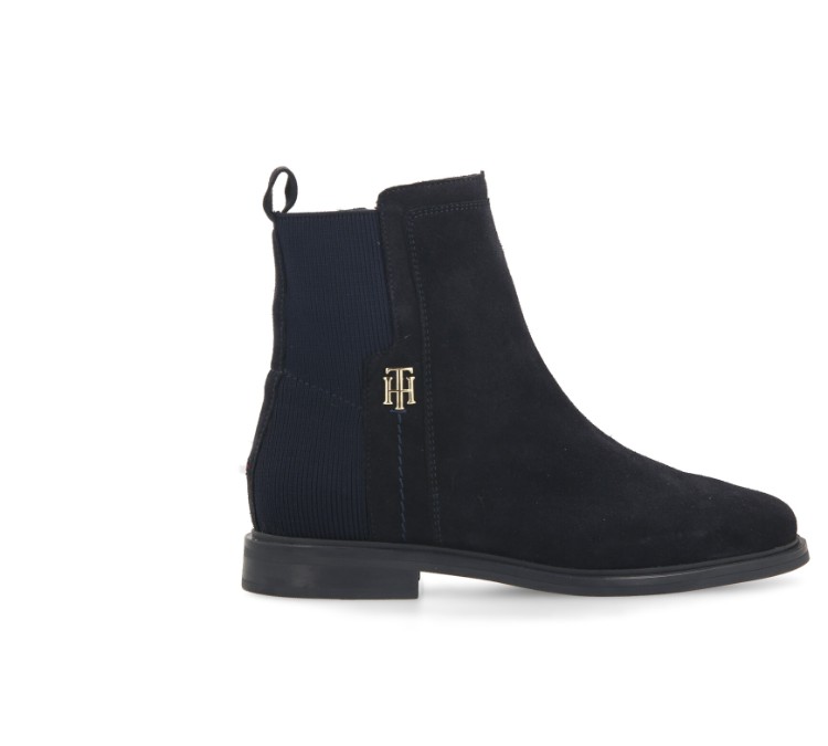 Th Essentials Flat Boot thumbnail 2
