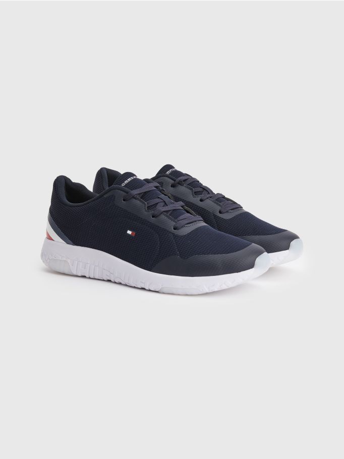 Lightweight Runner Stripes