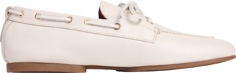 Th Sleek Leather Boat Shoe thumbnail 5