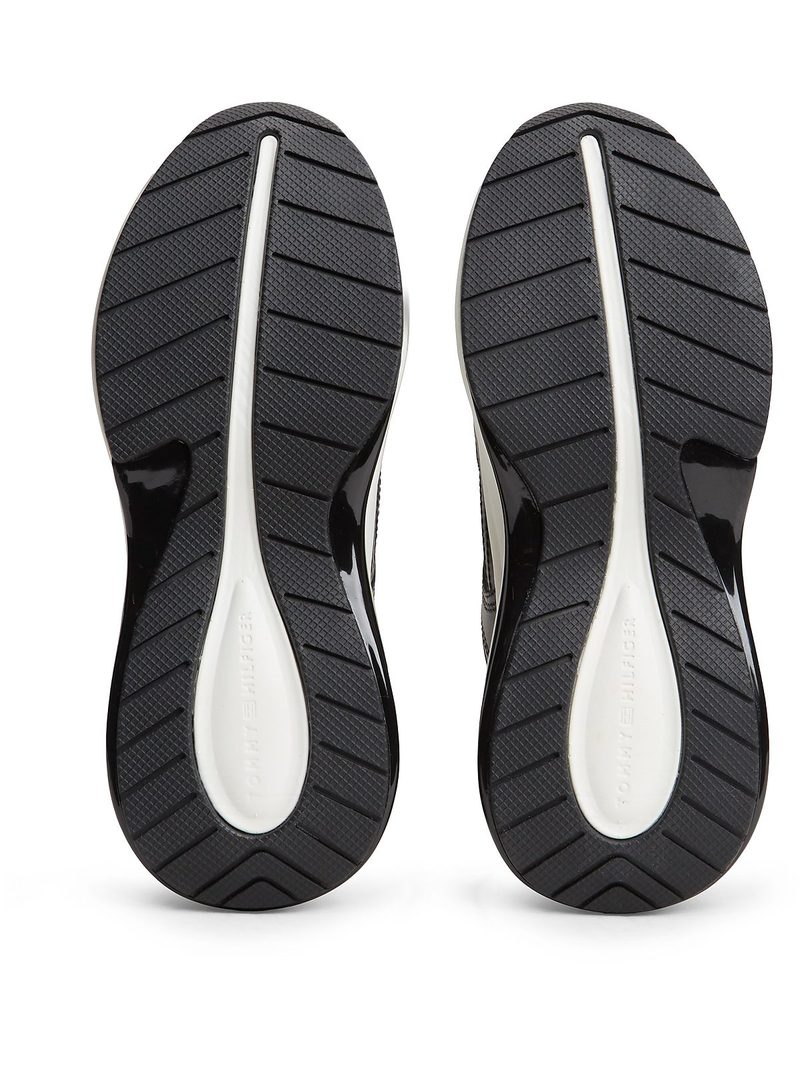 Th Chic Runner Sneaker thumbnail 4