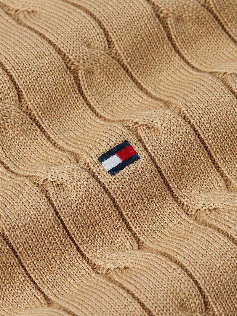 Classic Cable Crew Neck thumbnail 4